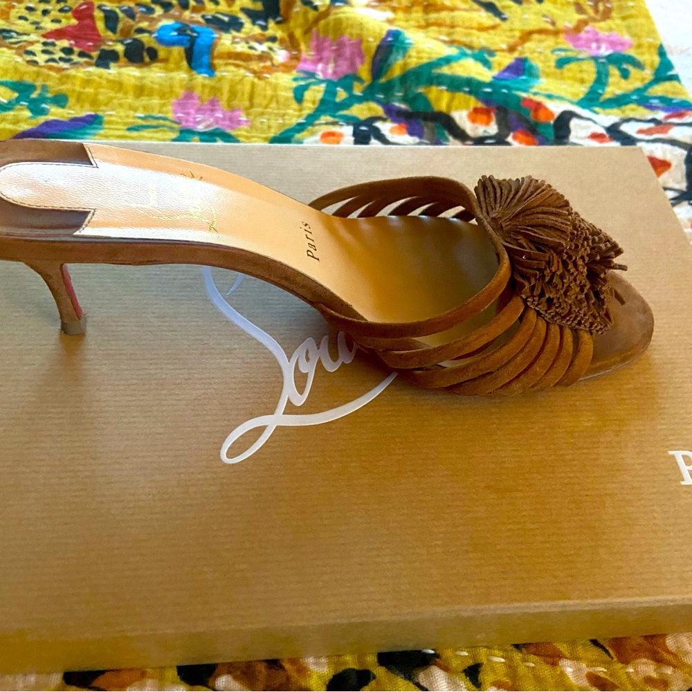 Christian Louboutin- kitten heel, Size 38.5.